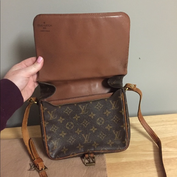 AUTH LV Cartouchiere MM cross body - Picture 6 of 7